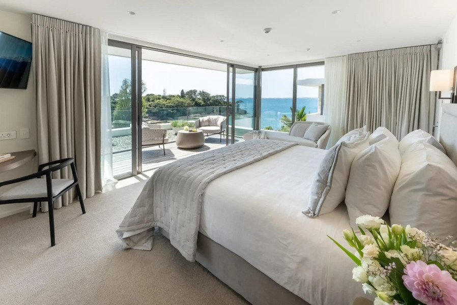 Elements of Castor Bay