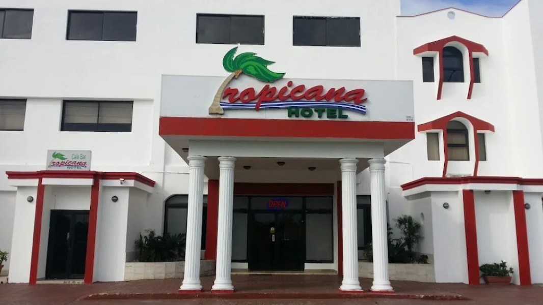 Hotel Tropicana