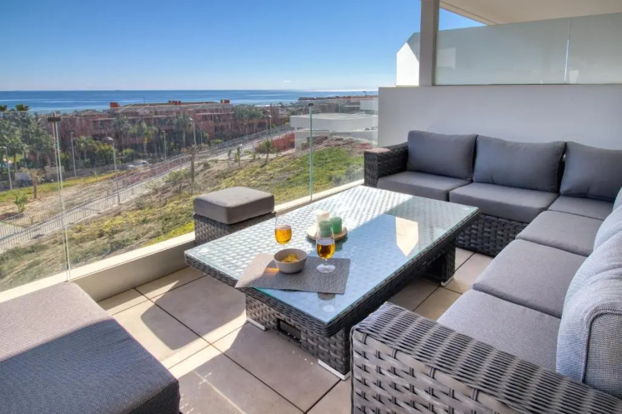 Newly Constructed 2 Bed Apartment With Sea Views