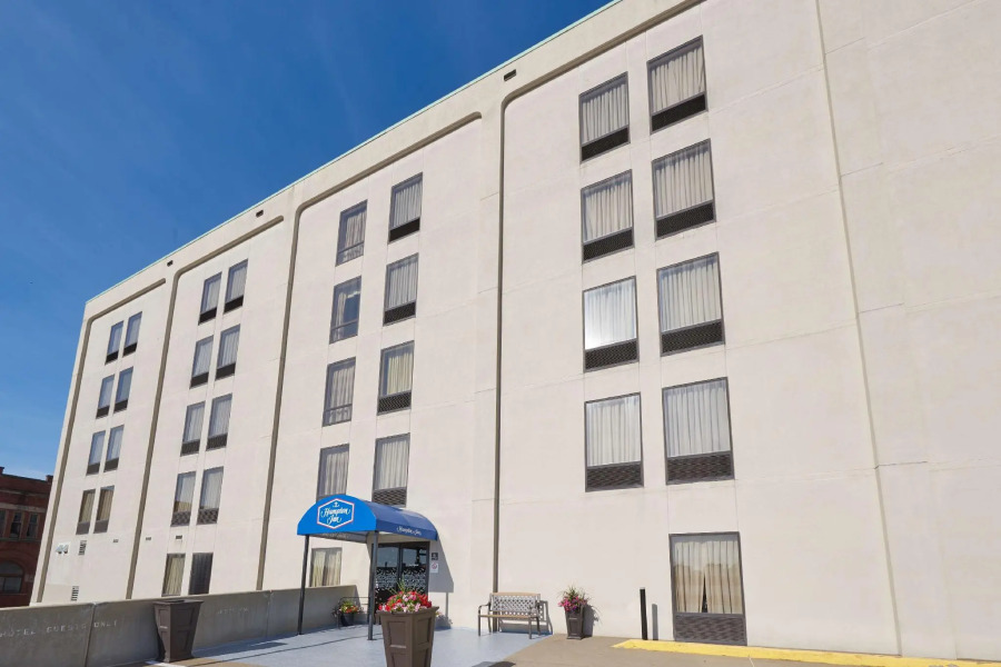 Hampton Inn Massillon