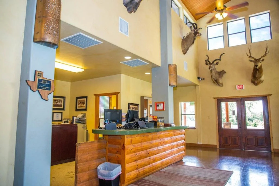 Sun Outdoors Lake Travis