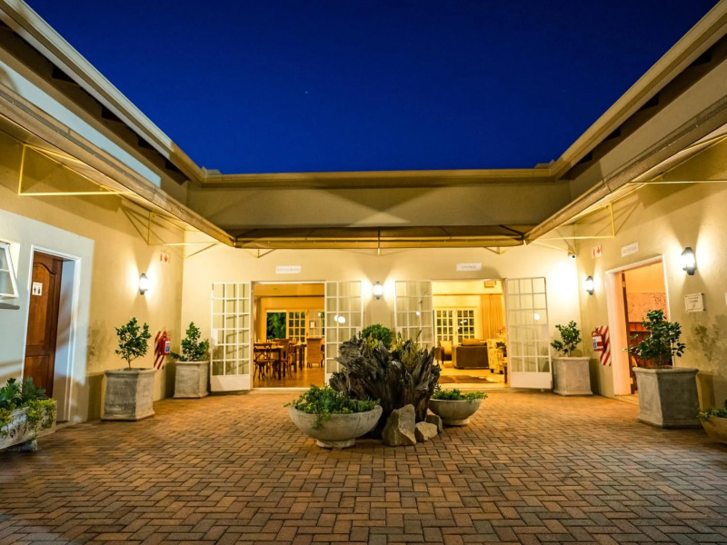 Monkey Thorn Guest Lodge