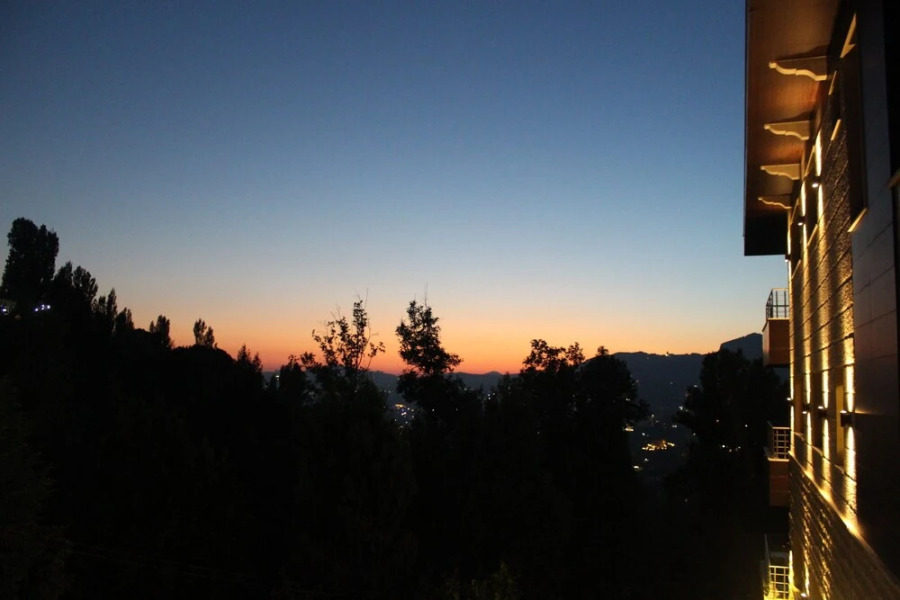 Austria Luxury Apartments, Faraya