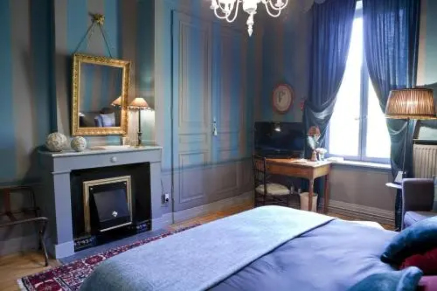 La Maison De Bon Aloi