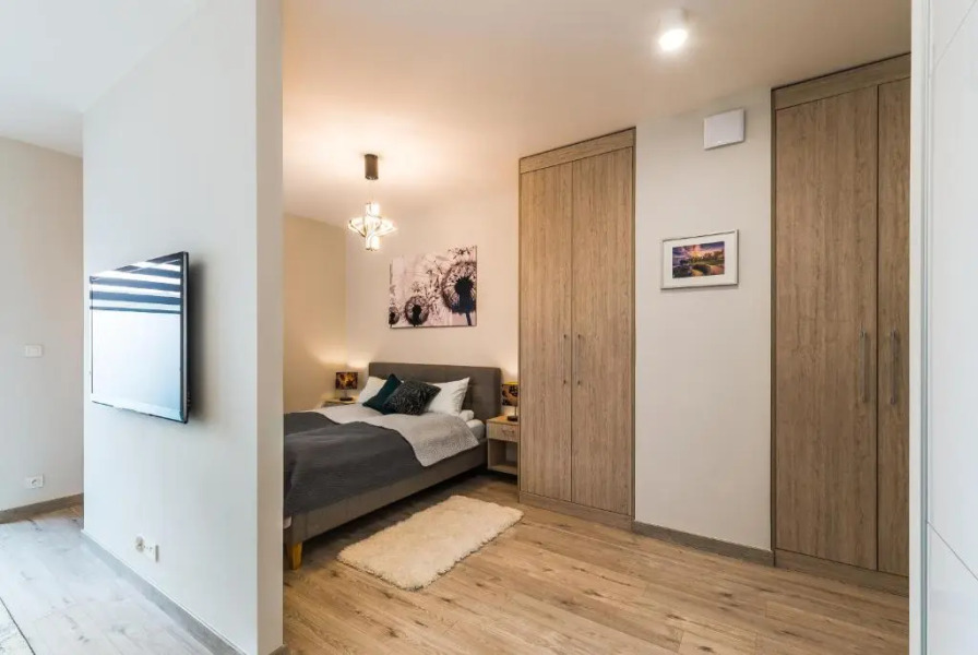 Apartamenty i Pokoje InforesPark