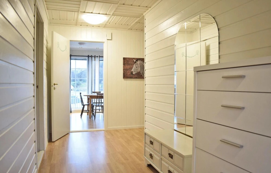 Beautiful Home in Bjoa With 4 Bedrooms and Wifi