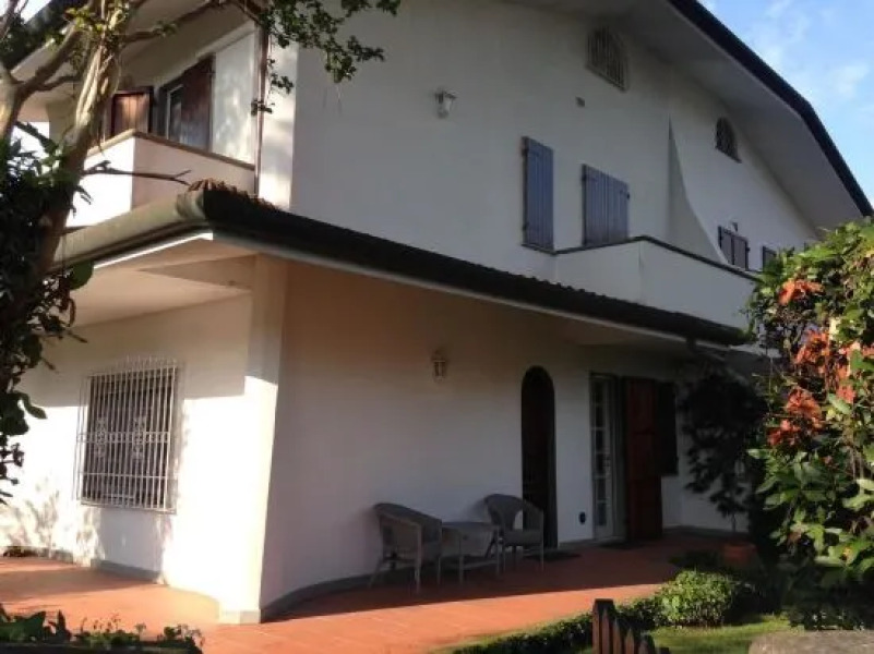 Holiday home Villetta Cinquale