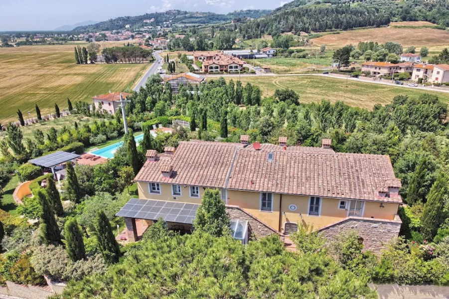 Wonderful Family Suite in Tuscany Near Pisa and Florence - Two Bedrooms 4 pl