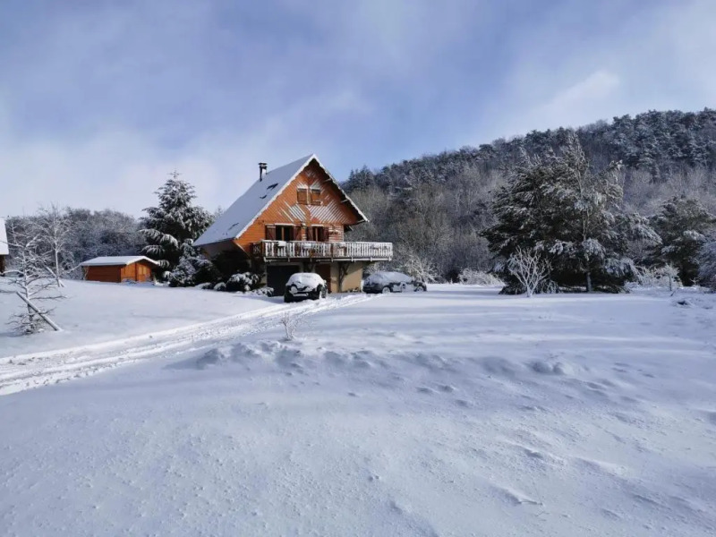 Chalet entre lac et volcan