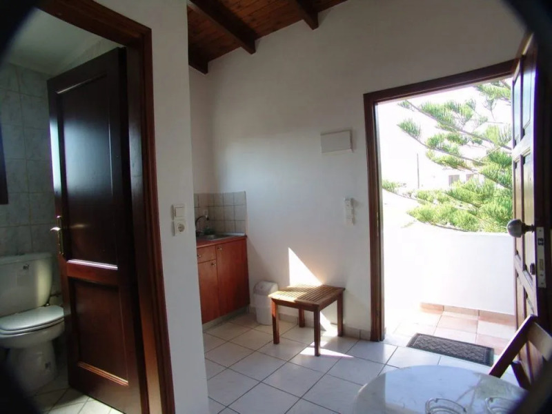 Anavaloussa Apartments