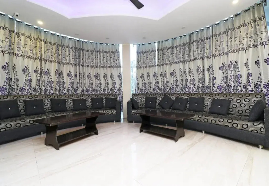 Hotel Heaven Heights By OYO Rooms