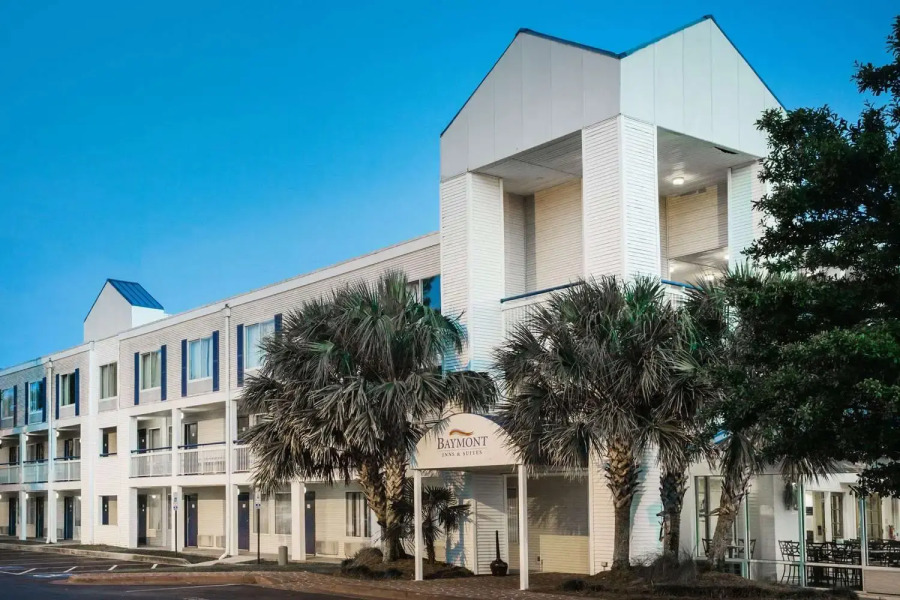 Baymont Inn & Suites Wilmington