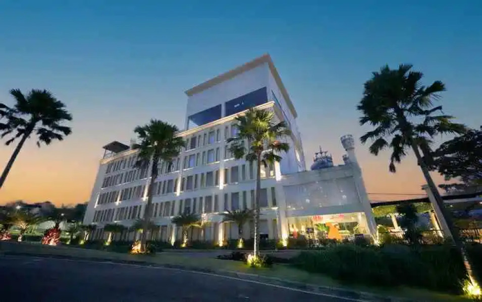 Jamboo Kingdom Hotel & Resort