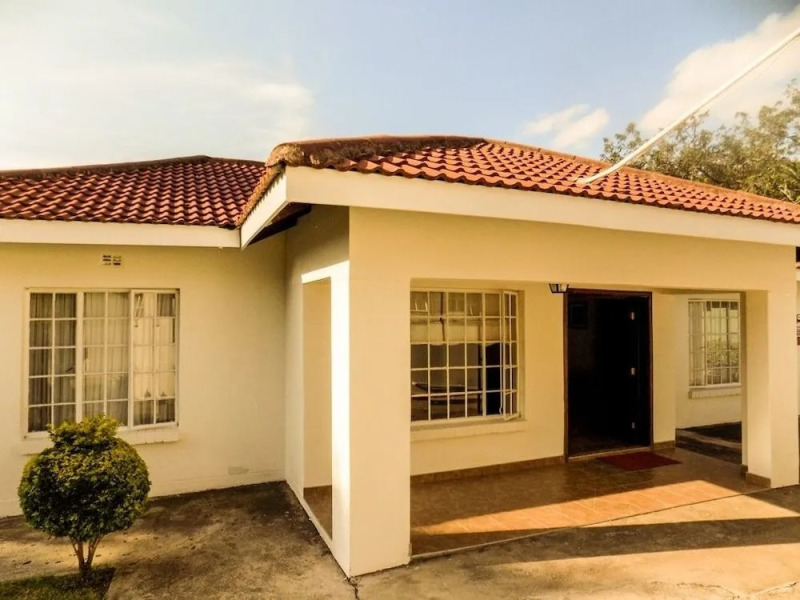 Mavuna Guest Lodge & Conference Centre