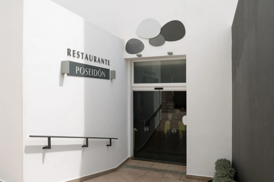 Aequora Lanzarote Suites