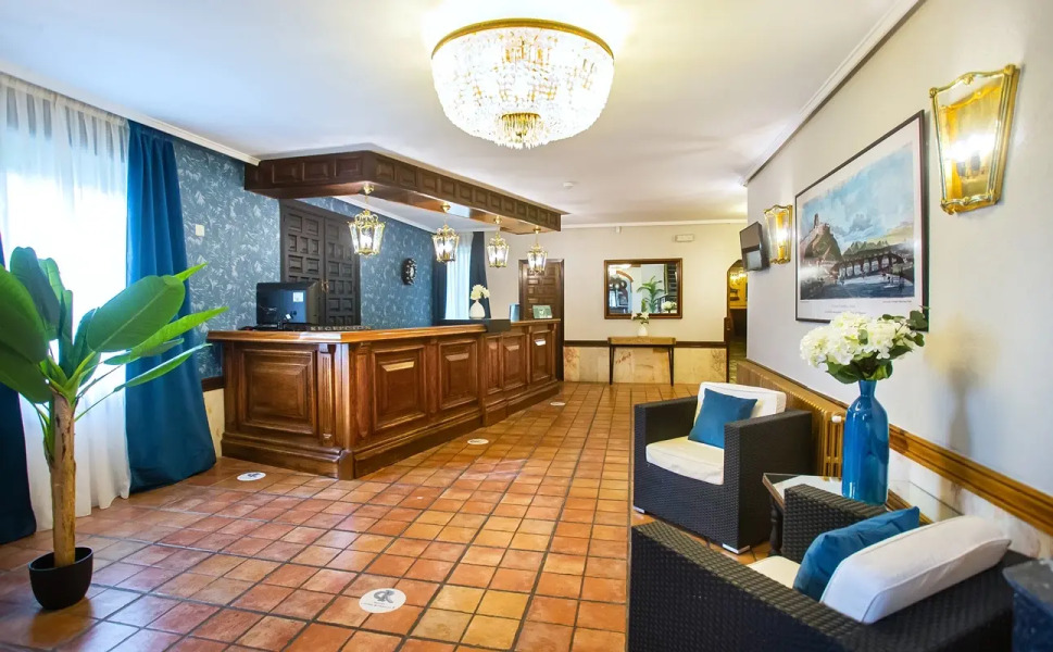 Hotel Conde Rodrigo II by eme hoteles