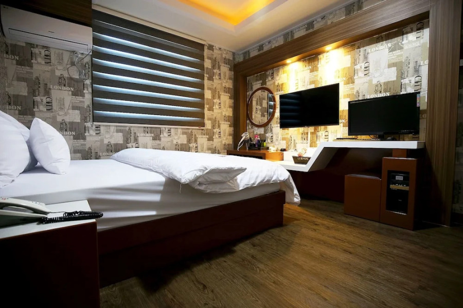 Jecheon Urban Brown Hotel