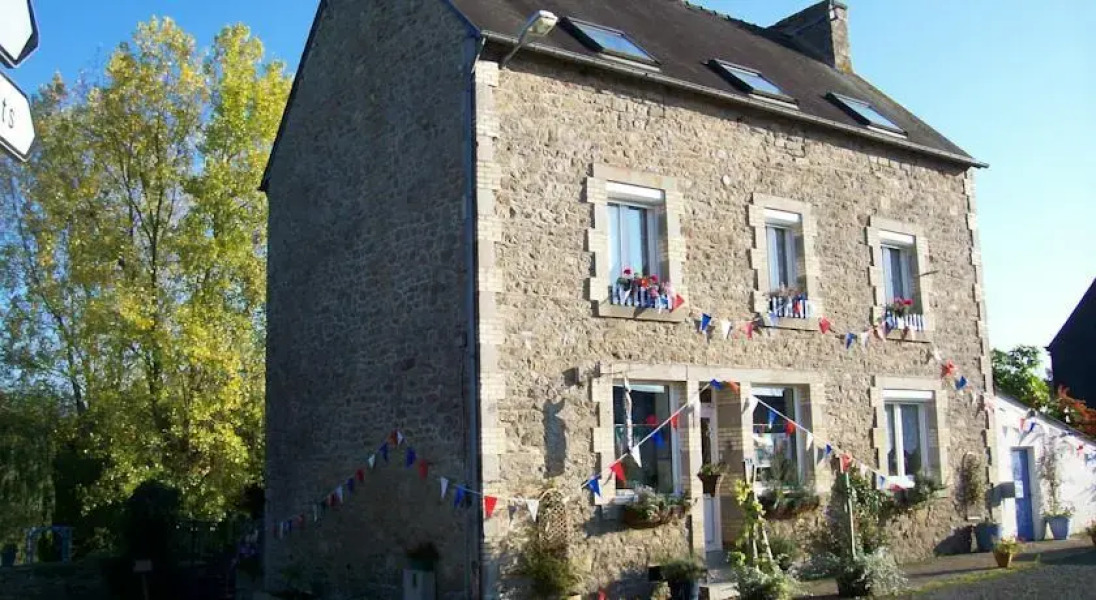 Le Chat Bleu Chambres dHotes B&B