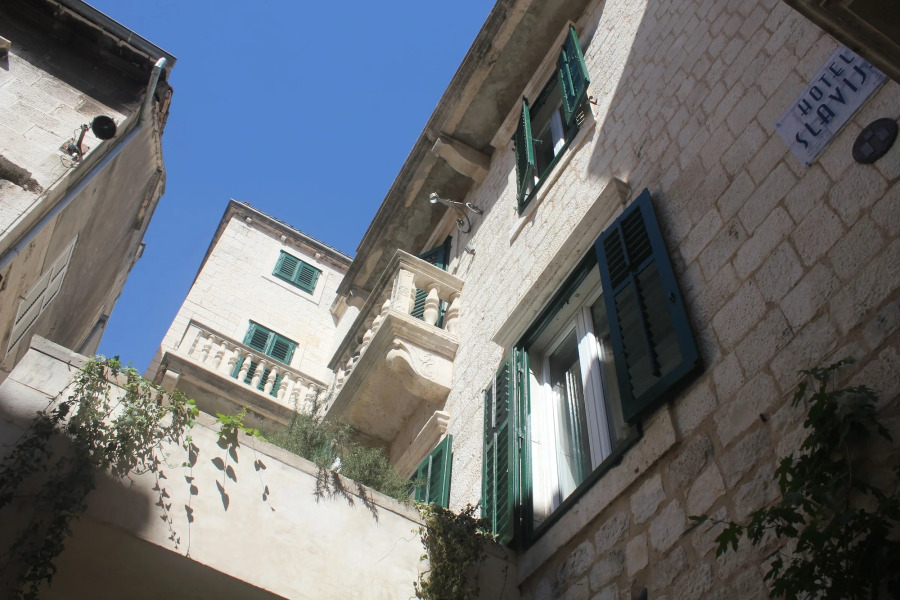 Slavija Culture Heritage Hotel