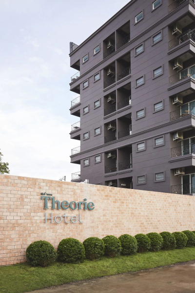 Theorie Hotel Sukhumvit 107 by SLH