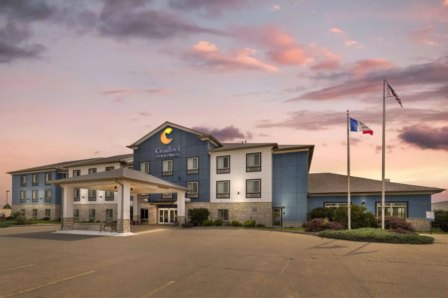 Comfort Inn & Suites