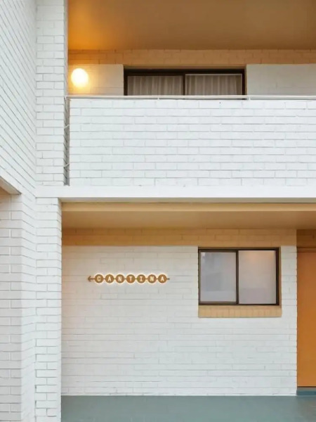 The Isla & Casita Motel