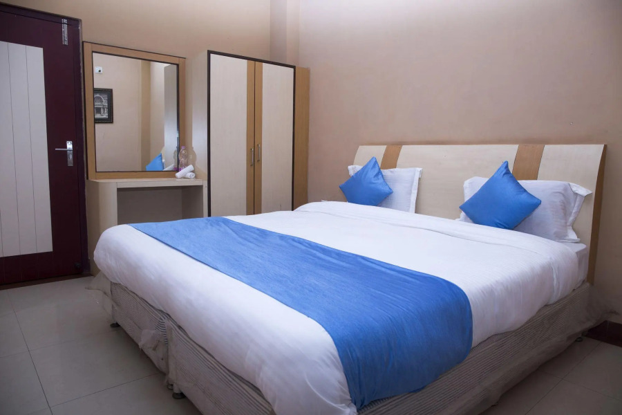 OYO 7765 A2B Residency Mysore Railway Station