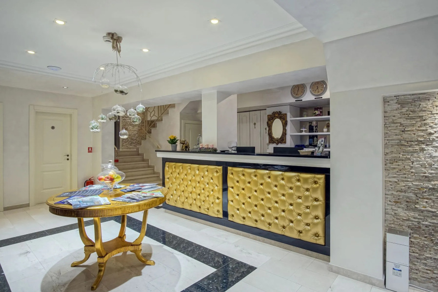 Old Town Boutique Hotel