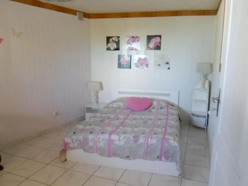 House With 2 Bedrooms in Petite Ile, With Wonderful sea View, Enclosed