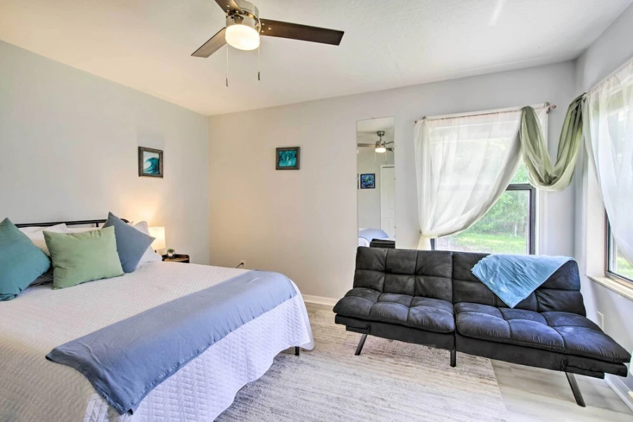 Bright Sebastian Home w/ Pool ~ 7 Mi to Beach!