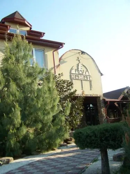 Korona Hotel és Étterem