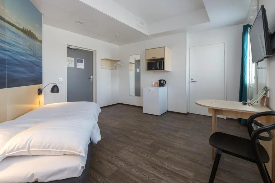 Place to Sleep Hotel Raisio