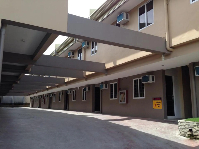 RedDoorz @ Grand Apartelle Hernan Cortes Cebu