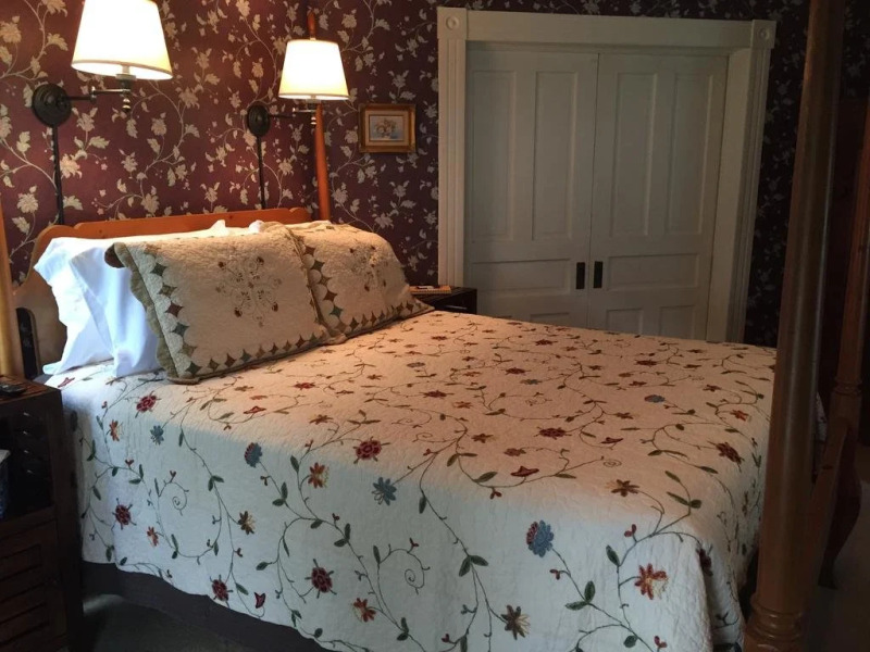 Bed Of Roses Bed And Breakfast