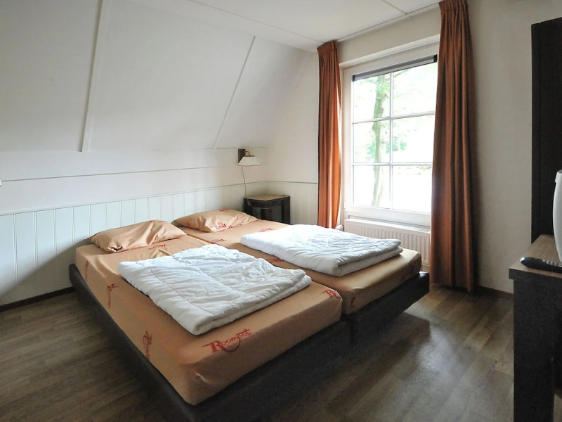 Cosy Holiday Home With Dishwasher, Close to a Golf Course