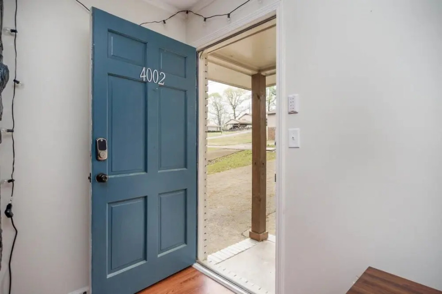 LA Maison De LA Nouvelle-orl ans Game DAY House Covered Patio