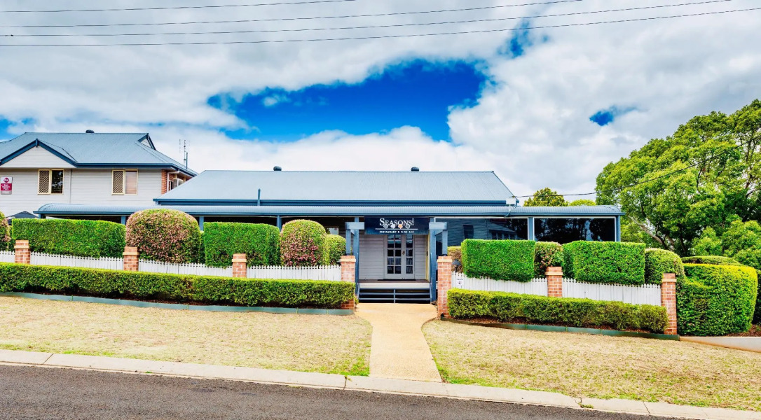 Ambassador on Ruthven