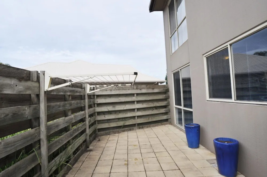 The Esplanade 4 - Free Wifi & Foxtel Included