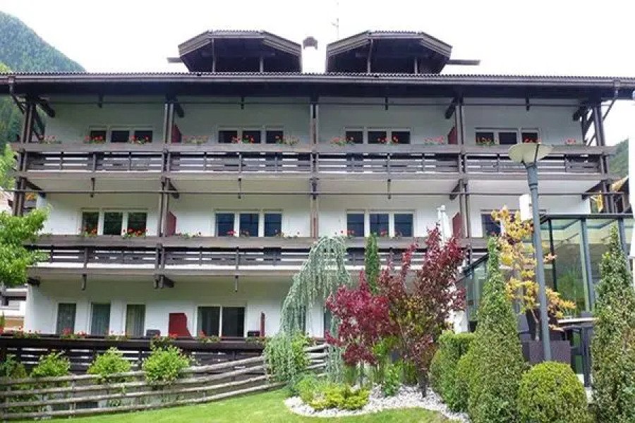 Residence & Hotel Alpinum