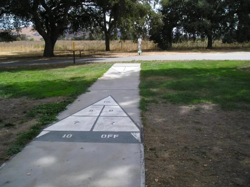 San Benito Camping Resort One-Bedroom Cabin 8