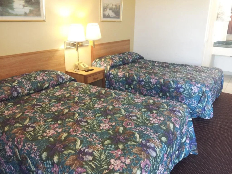 Regency Inn By OYO Rockdale TX