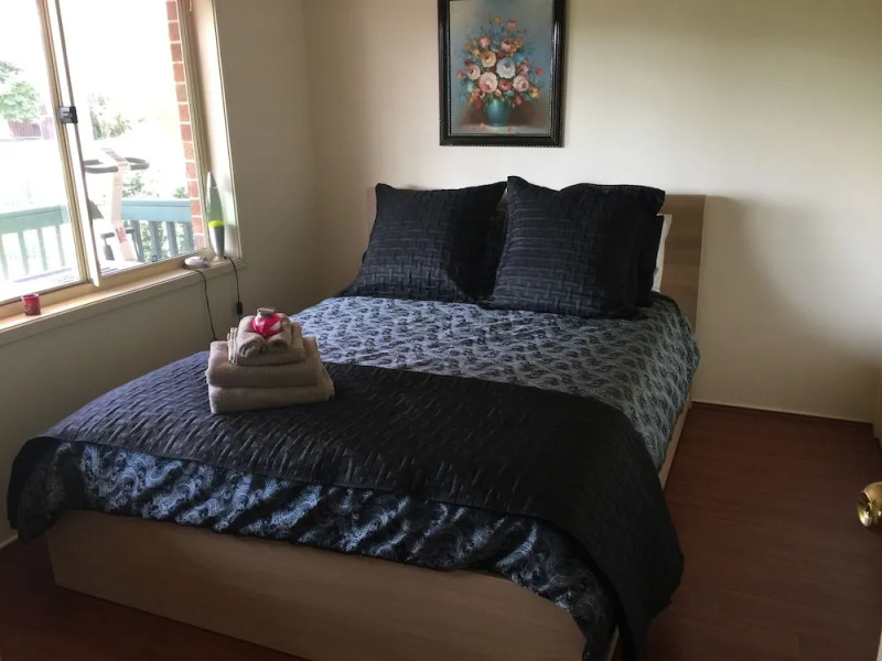 Lakeside Manor 2 Private Bedrooms with amenities