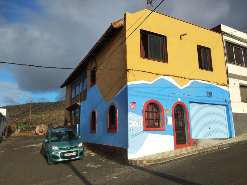 Blue Canary Hostel - Adults Only
