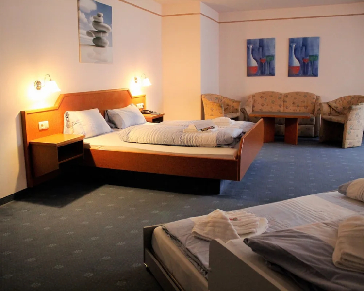 Waldhotel Feldbachtal