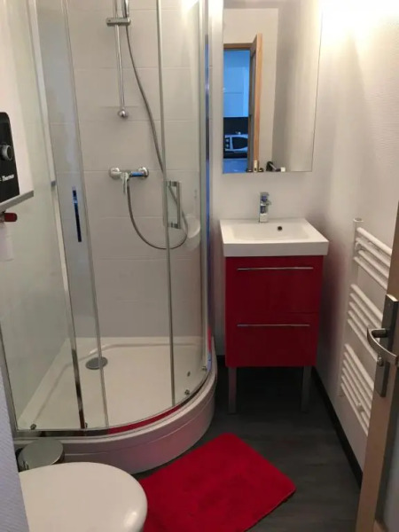 T2 jardinet, accès direct plage