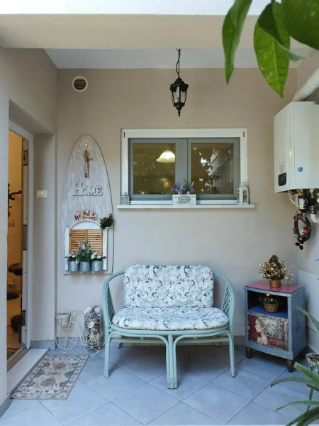 Mary's Dreamy Maisonette
