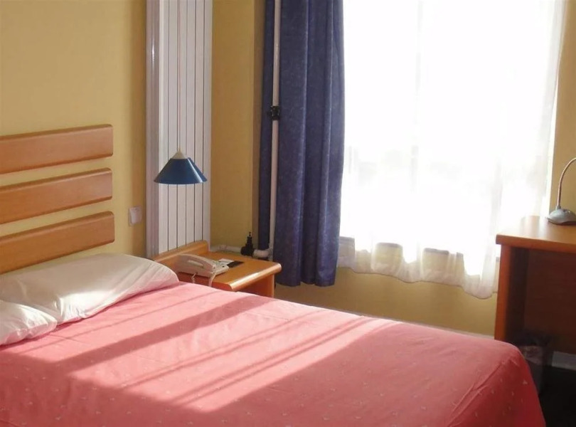 Home Inn Hohhot Xinhua Square Wenhuagong Street