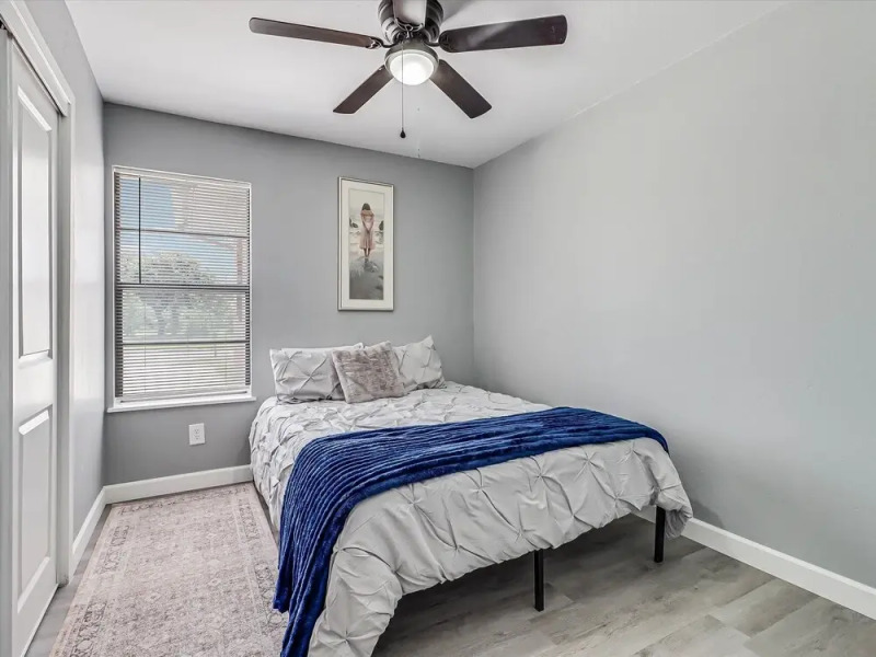 Just Beachy Ap164 4 Bedroom Home by RedAwning