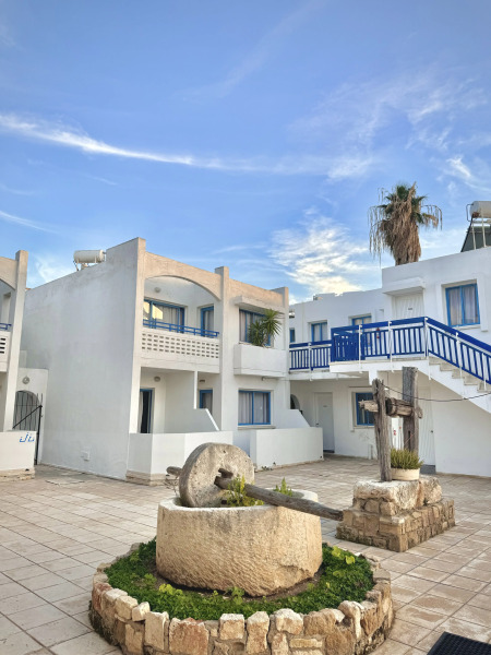 Paphiessa Hotel & Apartments