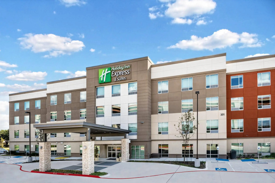 Holiday Inn Express & Suites Round Rock - Austin N by IHG